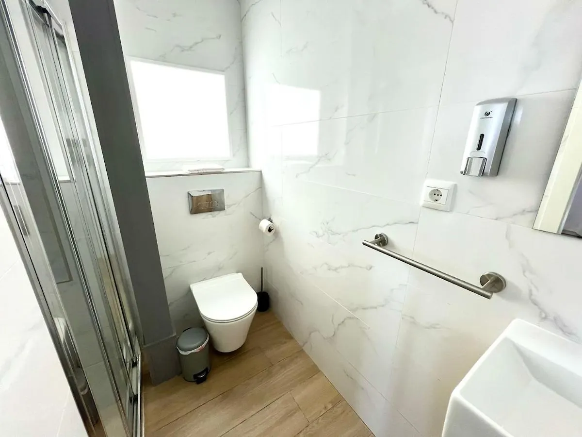 Apartamento Velazquez Aeropuerto C Malaga Spain